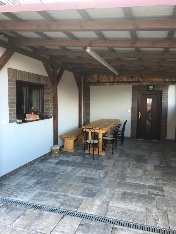 Penzion Arrow Guest House Lesna  Екстериор снимка